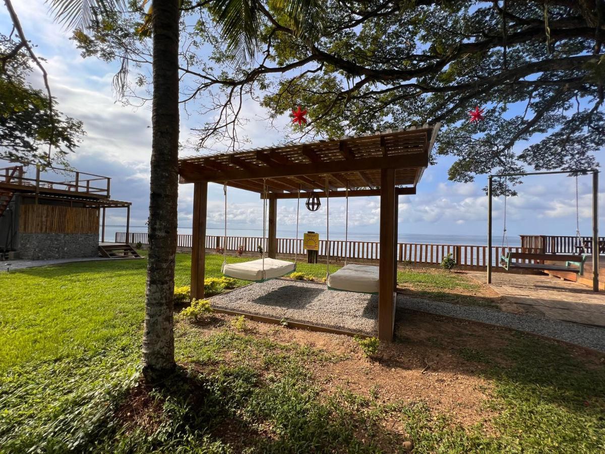 Sunset Hut Hostel Омоа Екстериор снимка