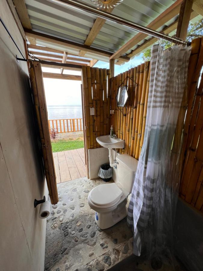 Sunset Hut Hostel Омоа Екстериор снимка